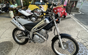 YAMAHA TRICKER DG16J