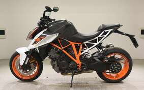 KTM 1290 SUPER DUKE R 2019