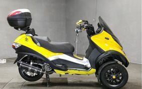 PIAGGIO MP3 250 LT M641