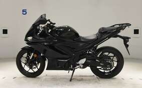 YAMAHA YZF-R3 2021 RH13J