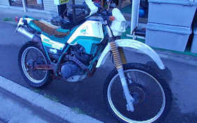 YAMAHA SEROW 225 Kick 1987 1KH