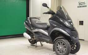 PIAGGIO MP3 250