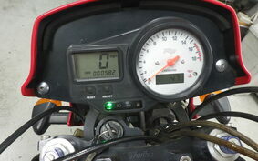 YAMAHA YZF-R6 2001 RJ03