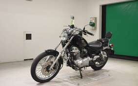 YAMAHA VIRAGO 250 3DM