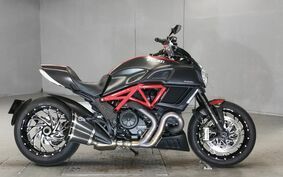 DUCATI DIAVEL Carbon 2015 G105JA