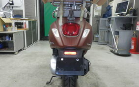 VESPA PRIMAVERA125