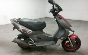 KYMCO SUPER 9 SH10