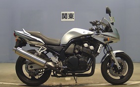 YAMAHA FZS600 FAZER 2003 RJ02