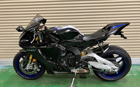 YAMAHA YZF-R1 M 2020 RN65J