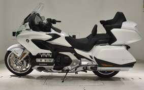 HONDA GL 1800 GOLD WING TOUR DCT 2021 SC79