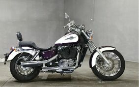 HONDA SHADOW 1100 American Classic 1995 SC32