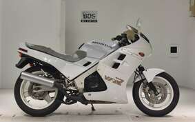 HONDA VFR750F 1986 RC24