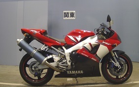 YAMAHA YZF-R1 2001 RN04