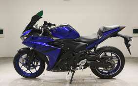 YAMAHA YZF-R25 RG10