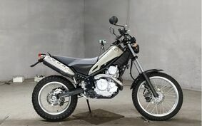 YAMAHA TRICKER DG32J