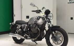 MOTO GUZZI V7 SPECIAL 2015