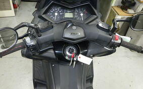 YAMAHA T-MAX 530 2013 SJ12J