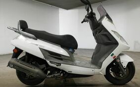 KYMCO DINK 125 SH25