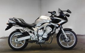 YAMAHA FAZER FZ6 S 2004 RJ07