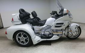 HONDA GL 1800 GOLD WING TRIKE 2004 SC47