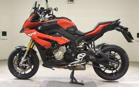 BMW S1000XR 2016 0D03