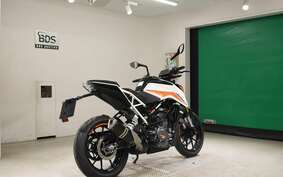 KTM 390 DUKE 2024