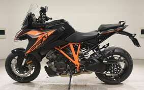 KTM 1290 SUPER DUKE GT 2024