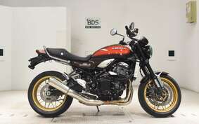 KAWASAKI Z900RS 2022 ZR900C