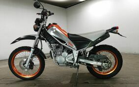 YAMAHA TRICKER DG16J