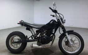 YAMAHA TW225 2006 DG09J