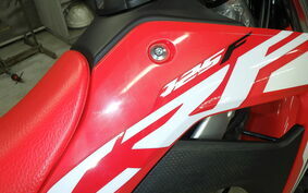 HONDA CRF125F JE03