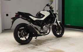 SUZUKI GLADIUS 2012 VK58A