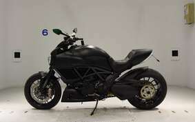 DUCATI DIAVEL DARK 2015