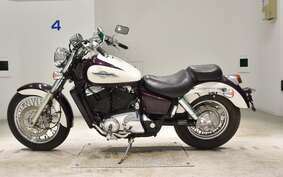 HONDA SHADOW 1100 1996 SC32