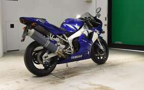 YAMAHA YZF-R1 2000 RN04