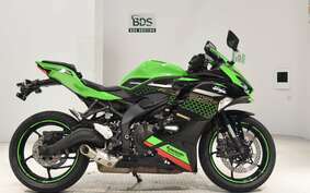 KAWASAKI ZX-25R ZX250E