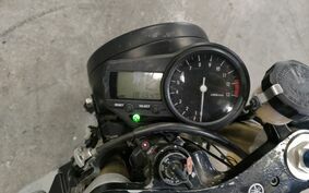 YAMAHA YZF-R1 2000 RN04