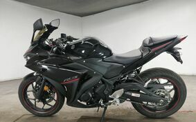 YAMAHA YZF-R3 2018 RH13J