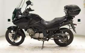 SUZUKI DL650 ( V-Strom 650 ) A 2010 B1112