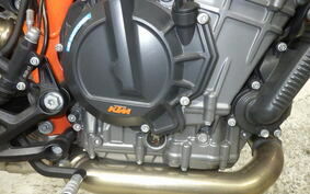 KTM 890 DUKE R 2020 TU940