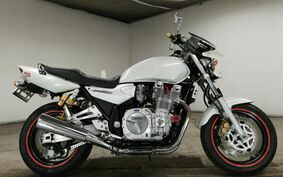 YAMAHA XJR1300 1999 RP01J