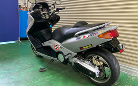 YAMAHA T-MAX 2006 SJ04J