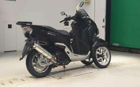 YAMAHA TRICITY 125 SE82J