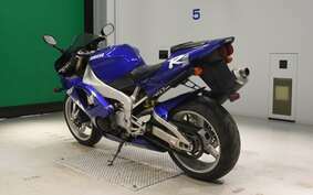 YAMAHA YZF-R1 1999 RN01