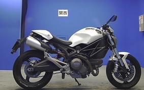 DUCATI MONSTER 696 + 2010 M500A