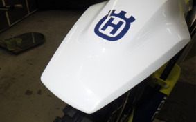 HUSQVARNA 701ED 2023