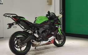 KAWASAKI ZX-25R ZX250E