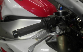 YAMAHA YZF-R1 1999 RN02