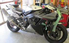 YAMAHA YZF-R1 2004 RN09