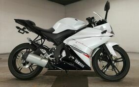 YAMAHA YZF-R125 RE06